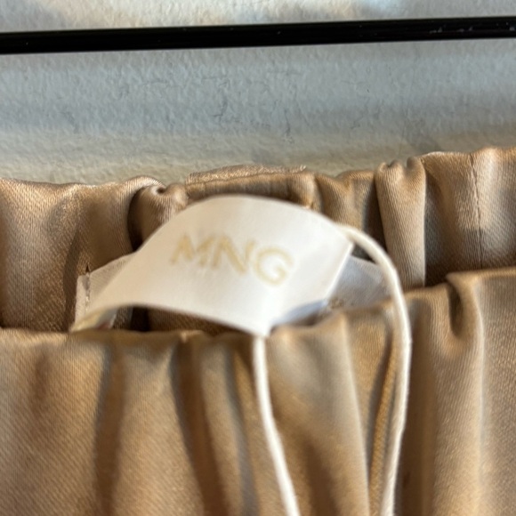 MNG Sz XL Gold Cargo Pants Satin Shiny Finish Slinky Pull On Elastic Waist NEW - Picture 4 of 11